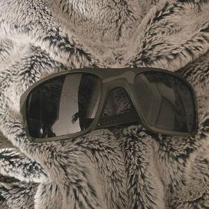 Oakley Drop Point Sunglasses